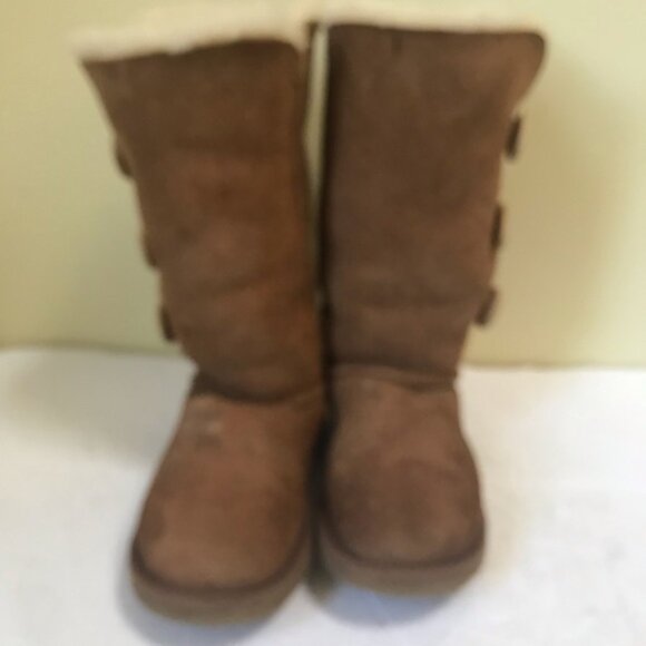 UGG BAILEY 3 Button Tall Boots Shearling Cozy Tan Fur Snow Booties Warm Snow 5 - Picture 6 of 13
